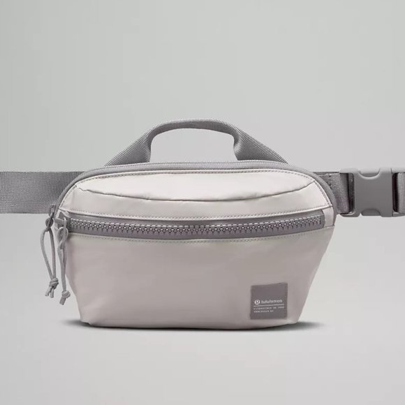 lululemon athletica Handbags - All Day Essentials Belt Bag 2.5L